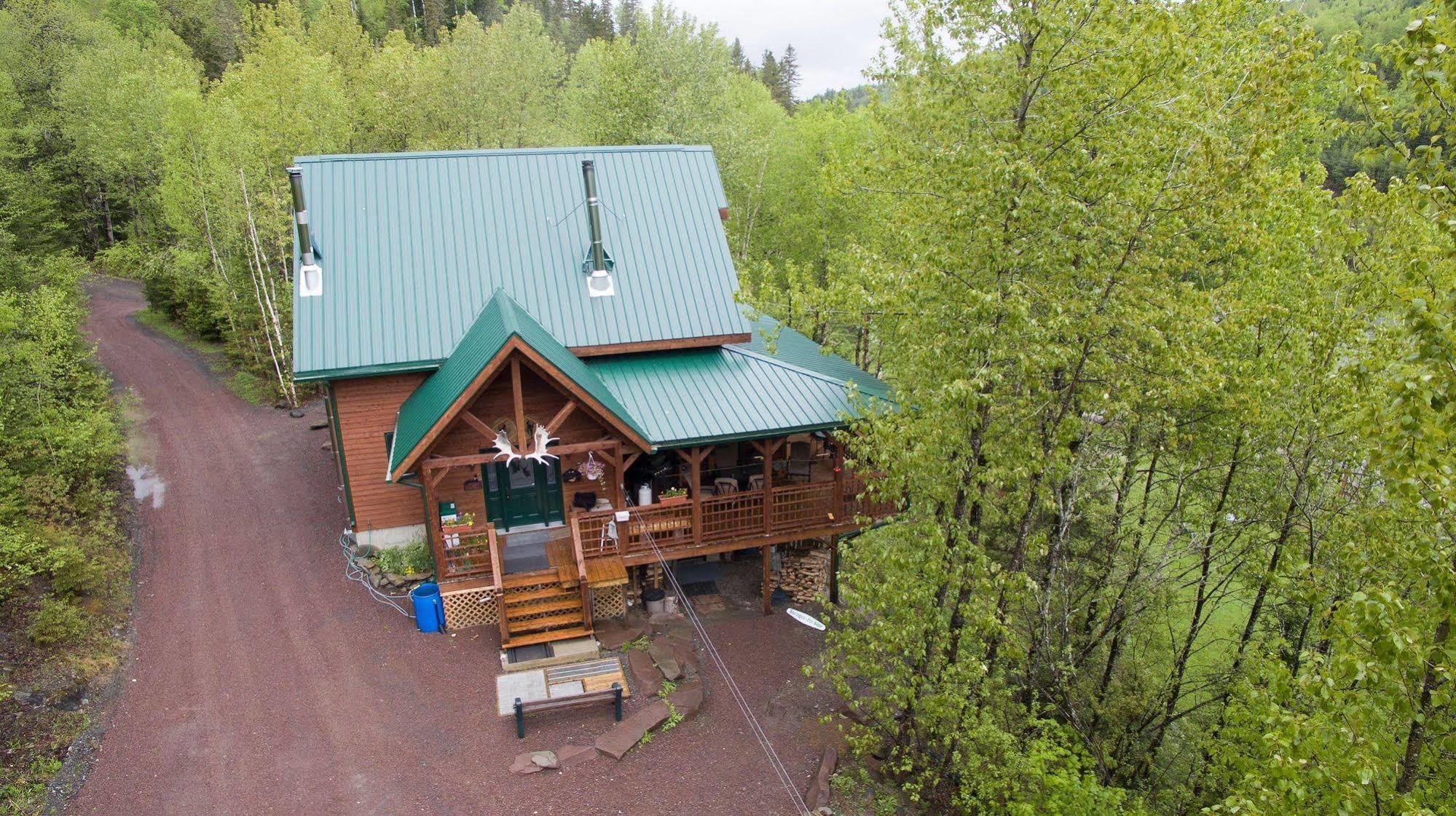 Auberge de la Rivière Matapédia - Matapédia River Lodge Routhierville Exterior foto